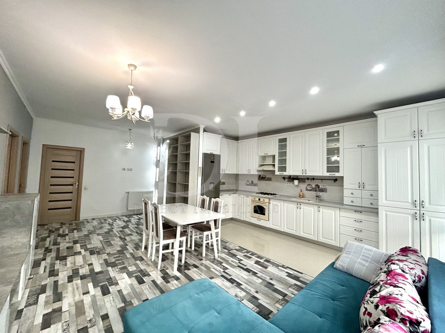 Apartament de vânzare / Zona Parcul Poligonului / Florești - Poză 1