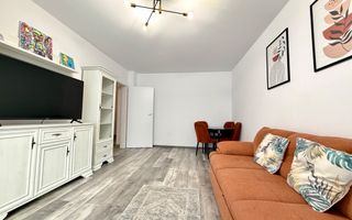 Apartament spatios 3 camere decomandat, parcare, zona Coresi, 3-6 luni - Poză 2