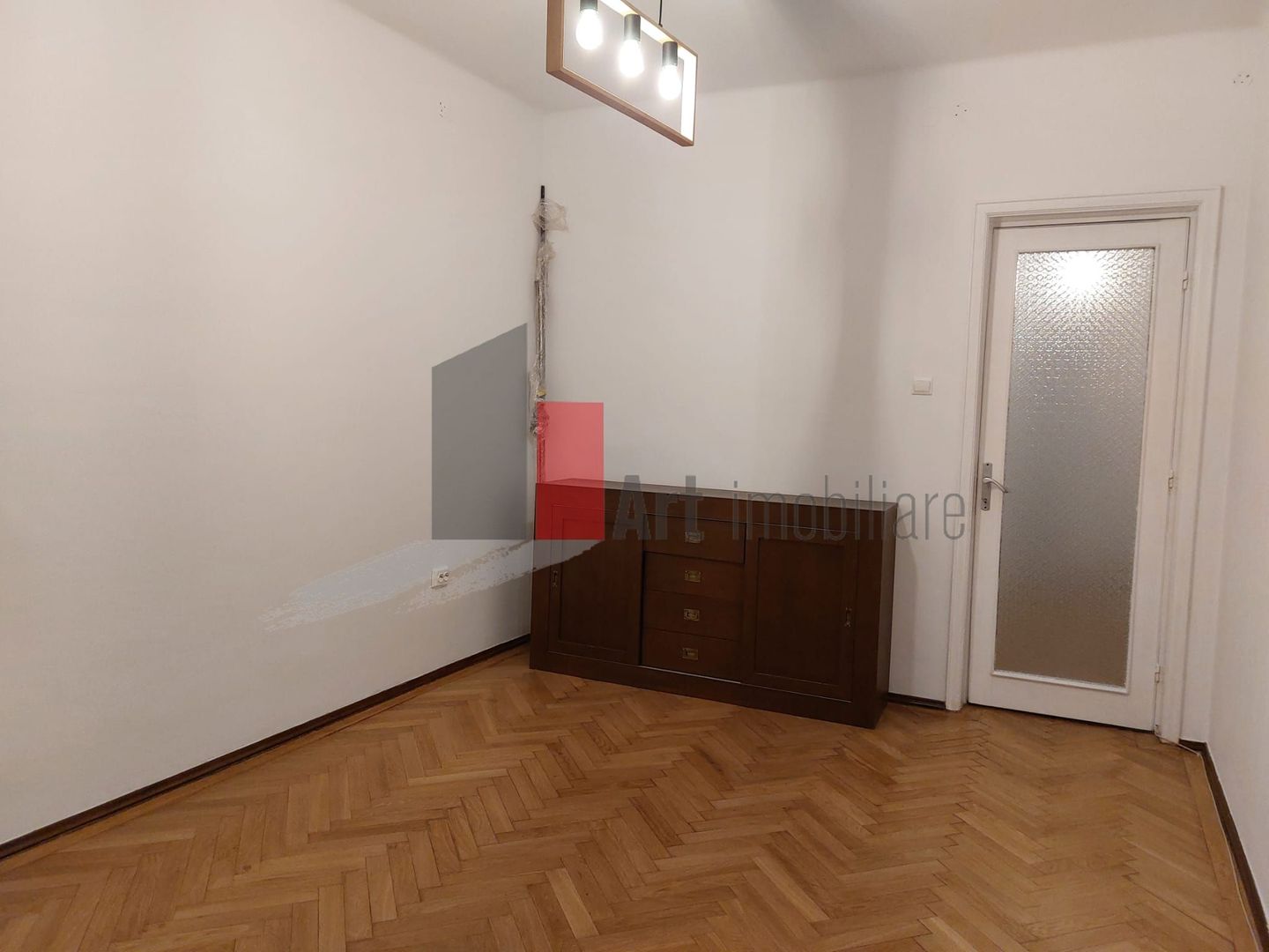 Apartamentul "REHEGUA" , P-ta Rosetti, bloc stradal, renovat complet - Poză 12