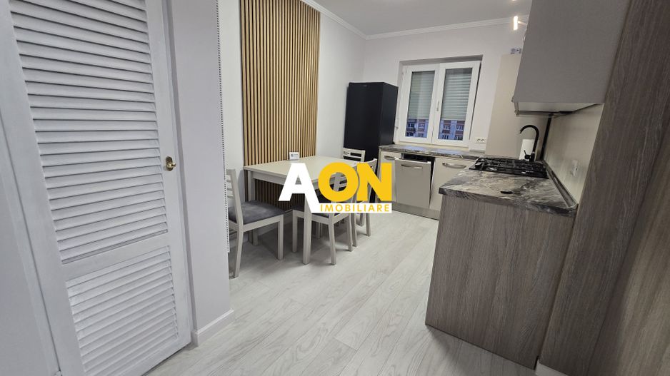 Apartament 2 Camere, Complet Renovat, Zona Centru - Poză 11