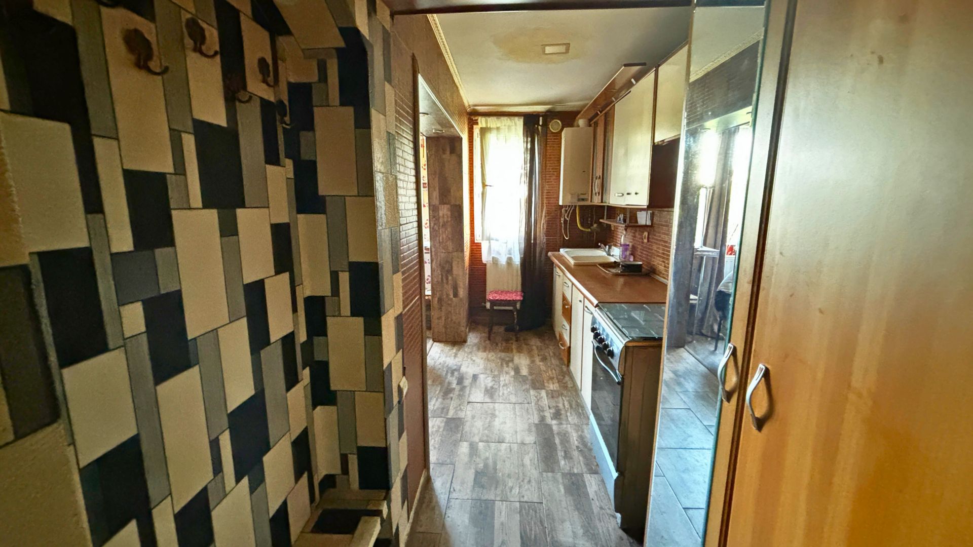 Apartament 2 camere 35 M² parter zona Ciucului mobilat si utilat - Poză 3