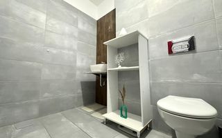 Apartament 3 camere, decomandat, cu loc de parcare - Poză 12