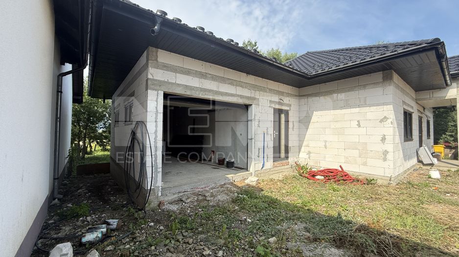 Comision 0% - Casa la rosu | 201 MP utili | 4100 MP teren | Costișa - Poză 2