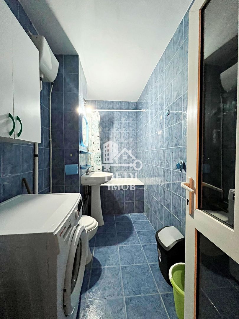 Apartament 3 camere de inchiriat in zona centrala Blv. Dacia, Oradea - Poză 11