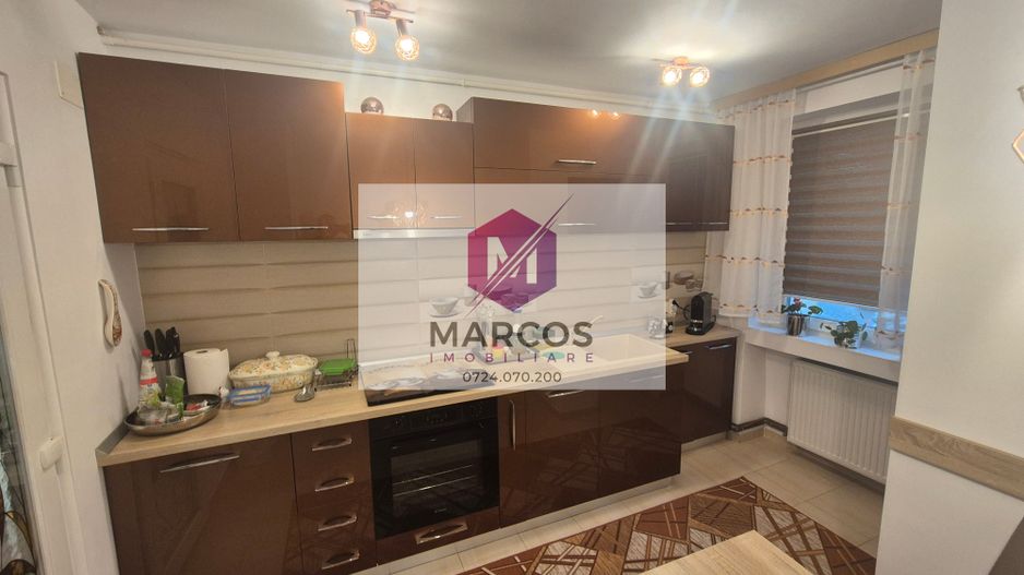 Vand apartament in centru - Poză 10