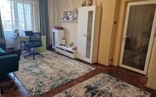Apartament 4 camere cu scara interioara - Poză 2