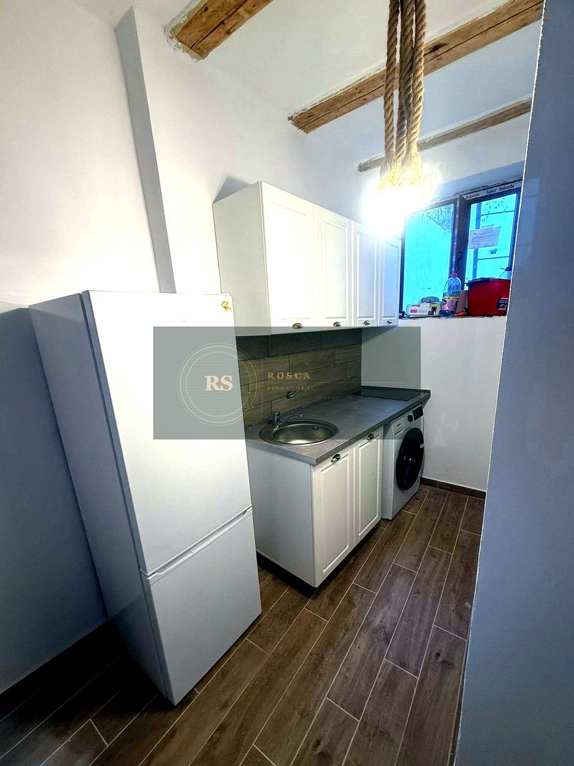 Garsonieră la casă | Renovată complet | Schei, Brașov - Poză 3