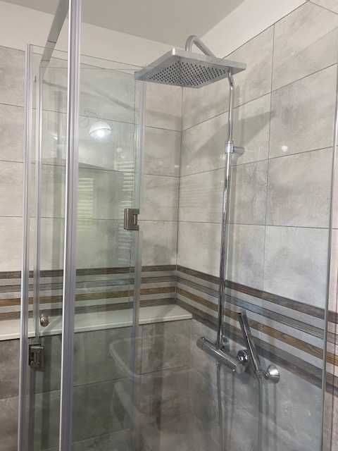 Casa de vanzare tip duplex,zona Closca. - Poză 5