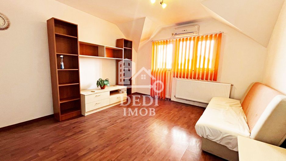 Apartament cu 2 camere de vanzare zona Rogerius, Oradea - Poză 3