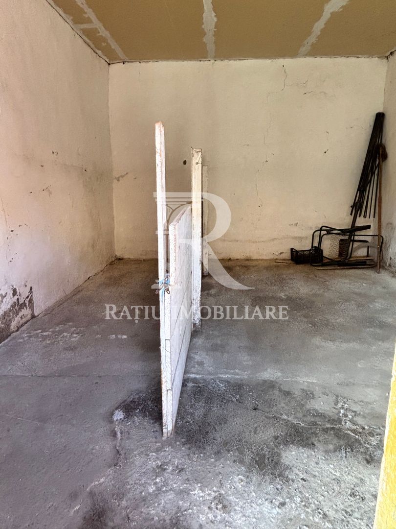 Casă cu etaj în Salonta | 996 mp | Grădină & livadă - Poză 25