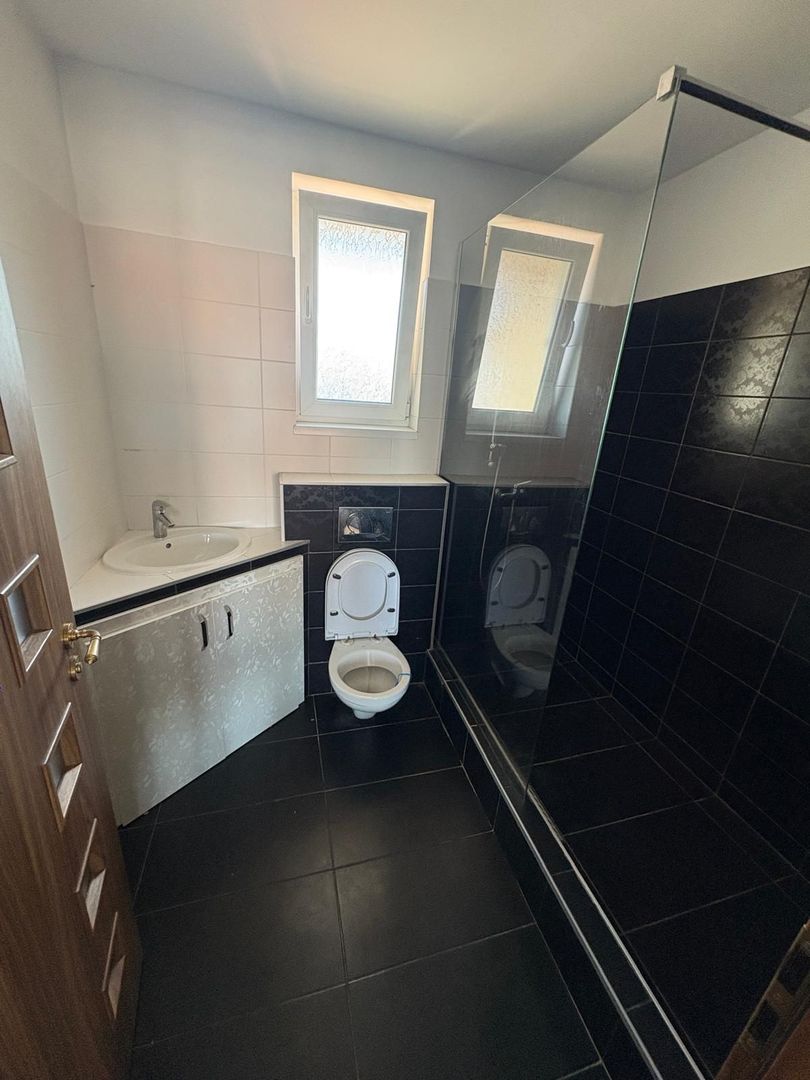 Dumbravita | 3 Camere | Curte Comuna. - Poză 5