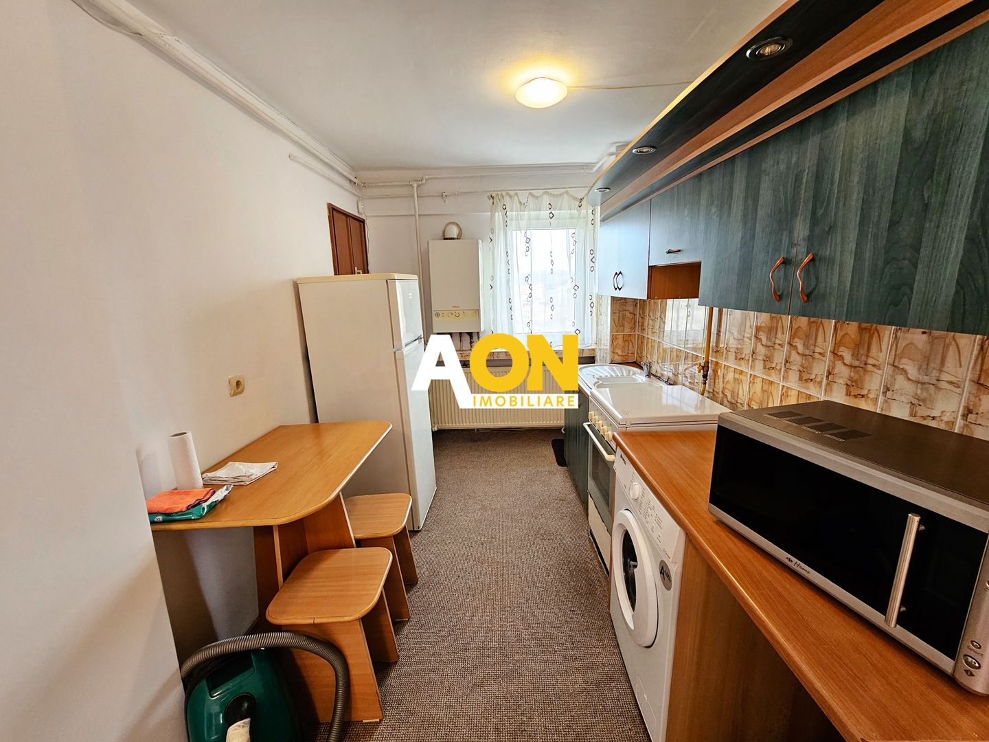 Garsoniera decomandata, 33 mp utili, cu balcon, cu vedere spre Parc - Poză 4