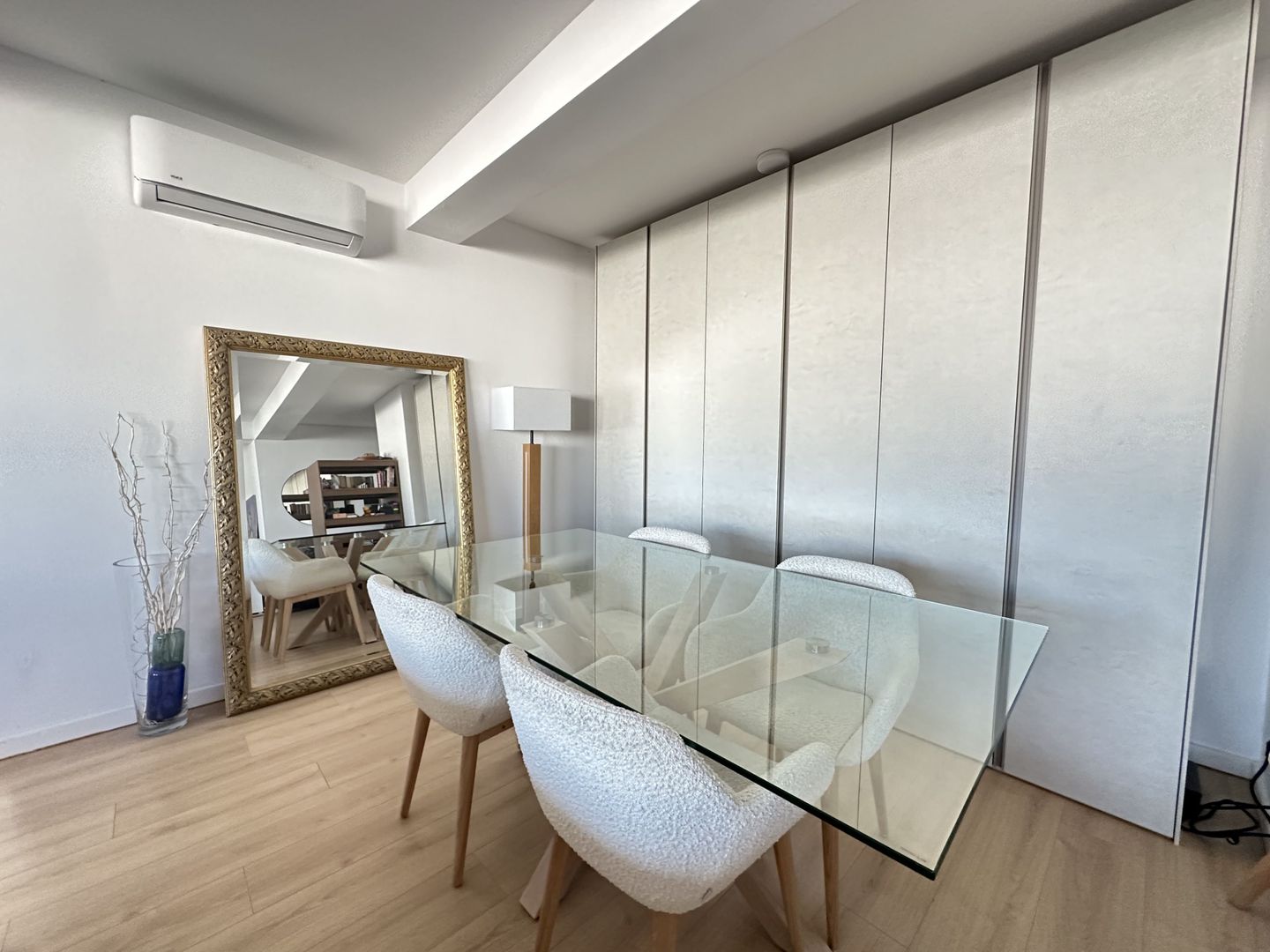 Lux și confort pe Iancu Nicolae Apartament cu 4 camere - Poză 7