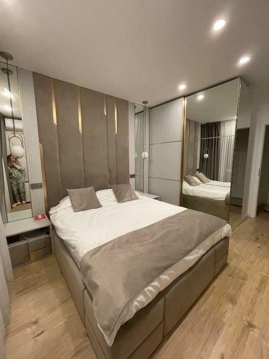 Apartament 3 camere lux cu loc dublu de parcare - Poză 13