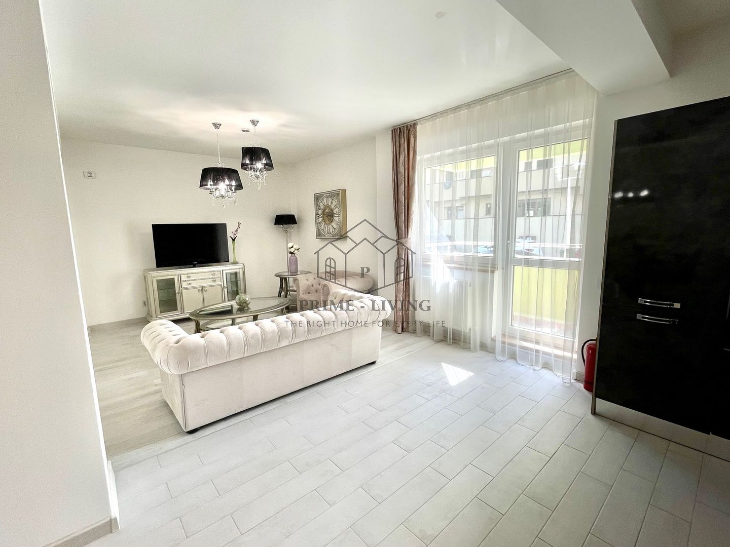 APARTAMENT SUPERB CU 4 DORMITOARE LA PARTER ÎN HERASTRAU - Poză 2