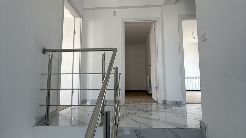 Vila 5 camere 163 mp construiți + teren 289mp - construcție 2023 - Poză 17