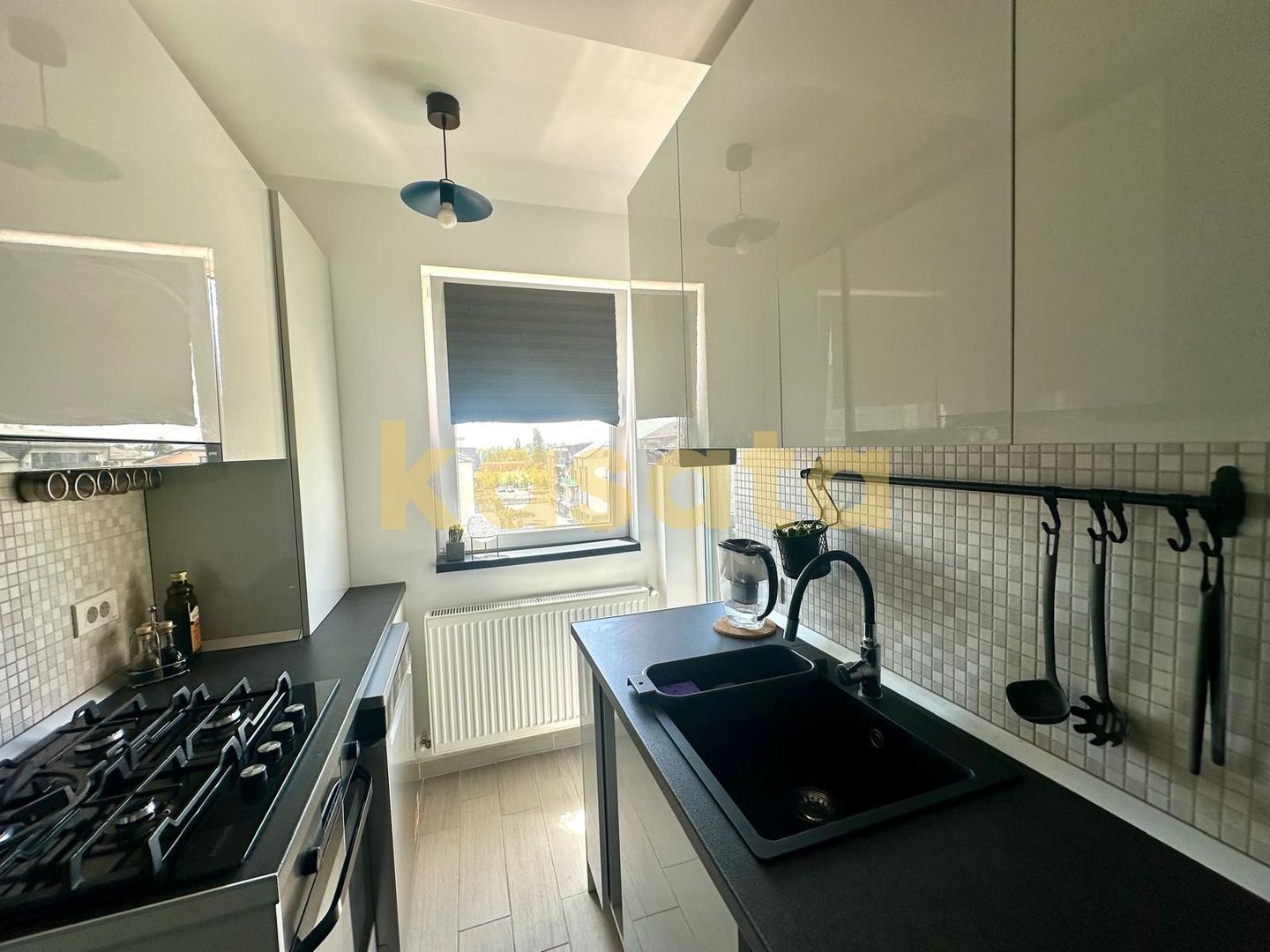 2 camere vanzare, luminos, loc de parcare - Poză 9