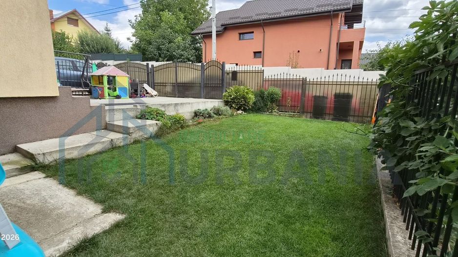 Duplex modern de vânzare, 3 camere, complet mobilat și utilat, cu 3 locuri de parcare – Valea Adâncă (Strada Cornești) - Poză 3