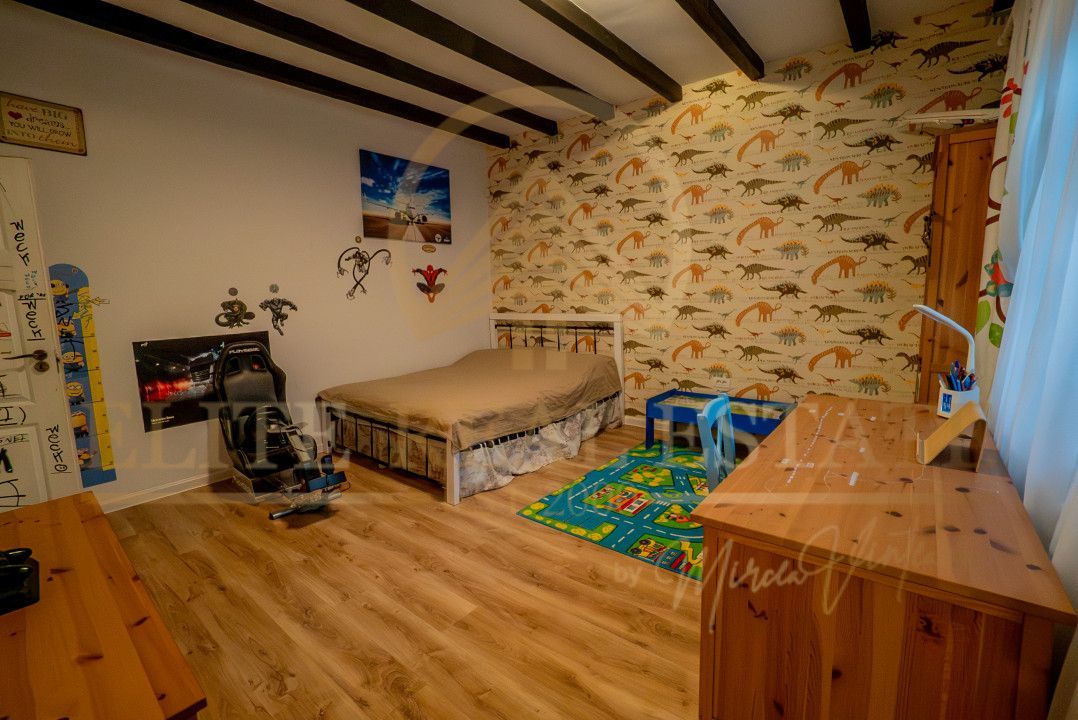 Cumpana - Casa Ideală pentru două familii. - Poză 10