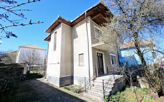 Casa individuala de vanzare, Cetate - Poză 1