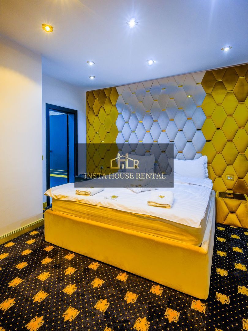 Hotel de LUX cu 11 camere / Restaurant & Piscina - Poză 15