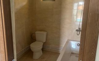 Casa de vânzare în Voinești, construcție din cărămidă termoizolantă - Poză 4