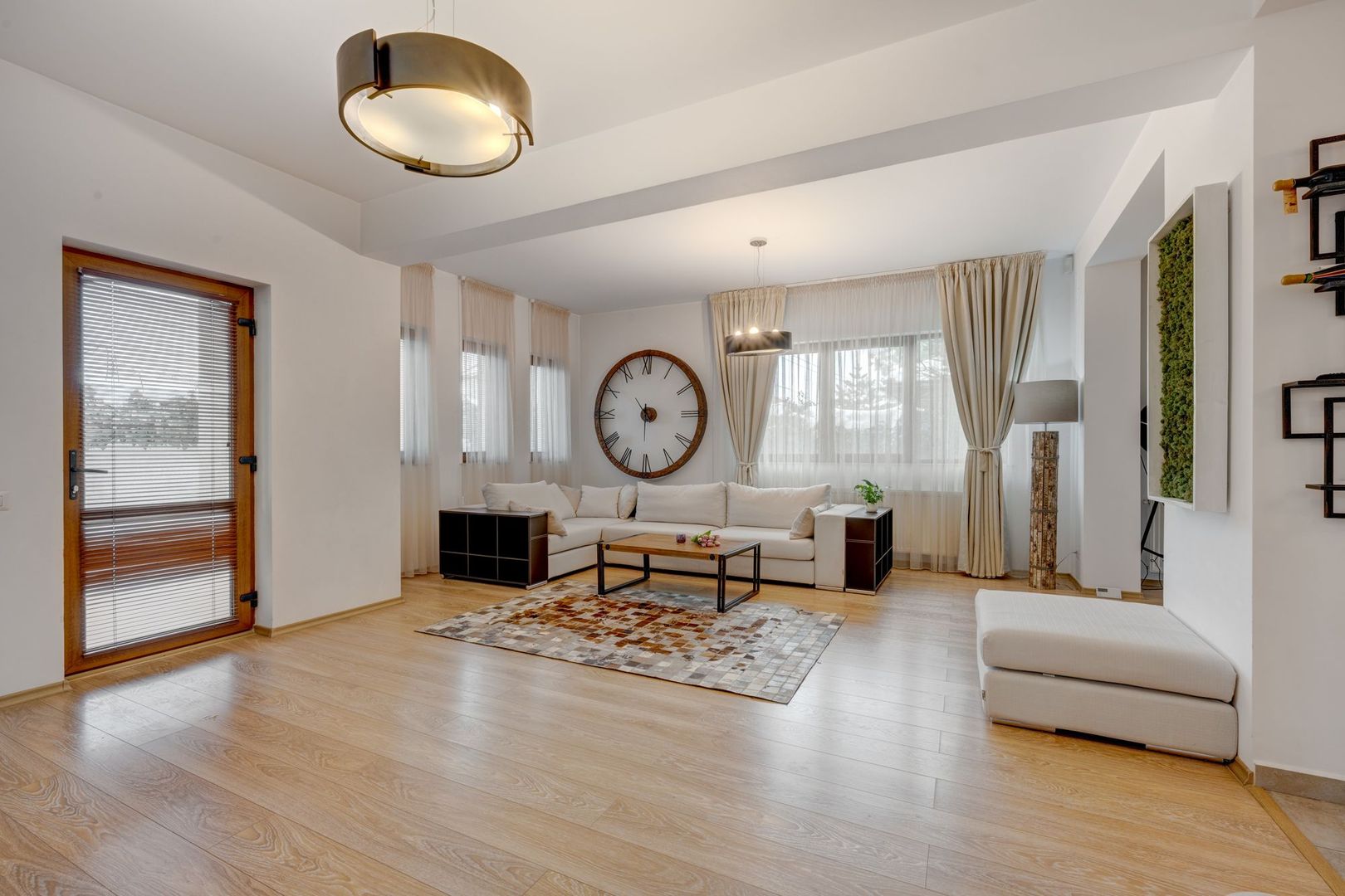 Vila de vanzare in Otopeni-central, zona linistita-Comision 0% - Poză 1