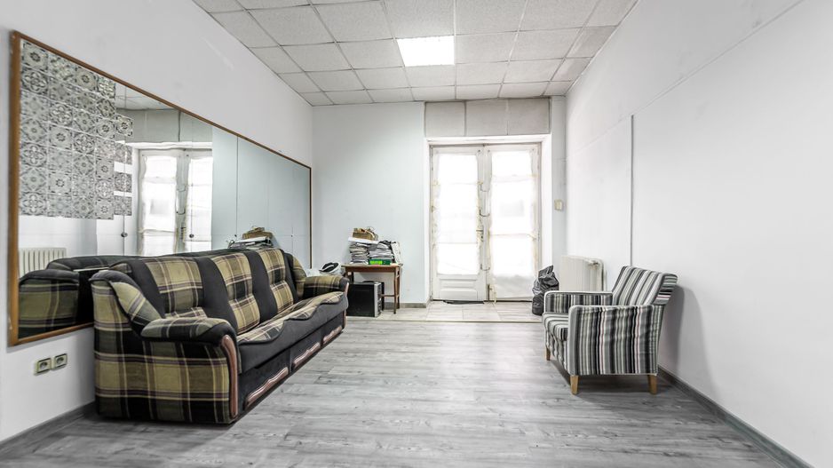 Spațiu comercial cu 5 căi de acces, clădire complet restaurată. - Poză 11