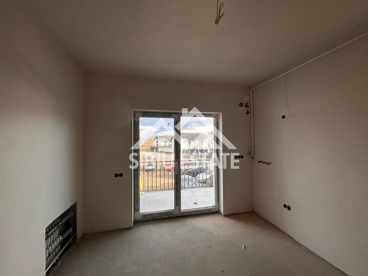 Apartament modern 2 camere, pod amenajabil, balcon,  parcare inclusa - Poză 4