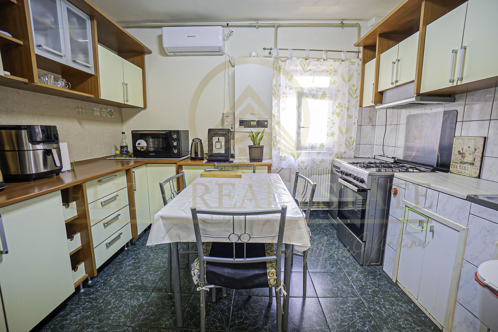 Apartament spațios cu 4 camere | 2 băi | 2 balcoane | Inel 2 - Poză 9