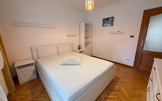 Apartament 3 camere | 2 bai | Renovat | Balcon | V. Aurie - Poză 2