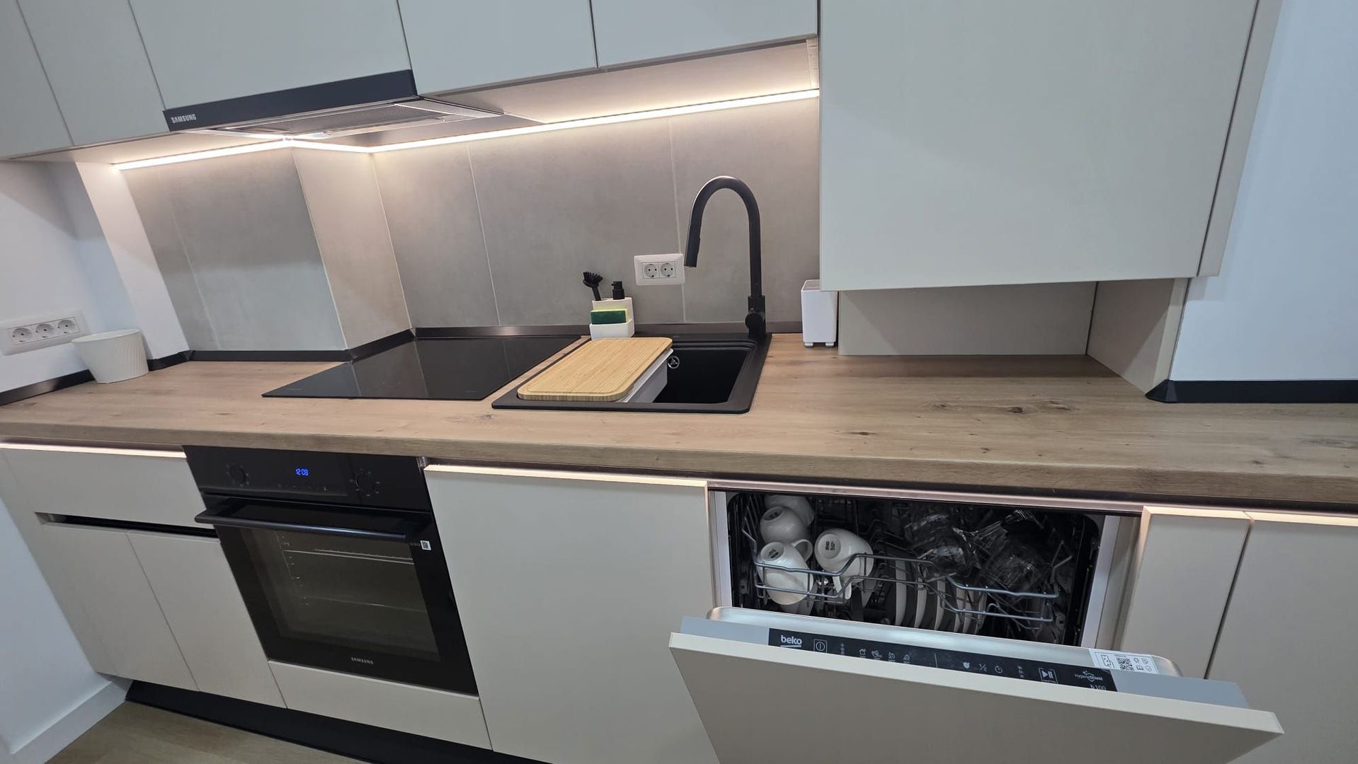 Aparatament 1 camera, 450 euro, Pacurari-Kaufland - Poză 6
