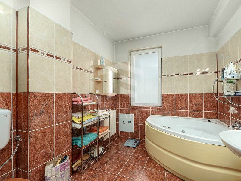 Vila pozitie excelenta | Piata Muncii - Poză 10
