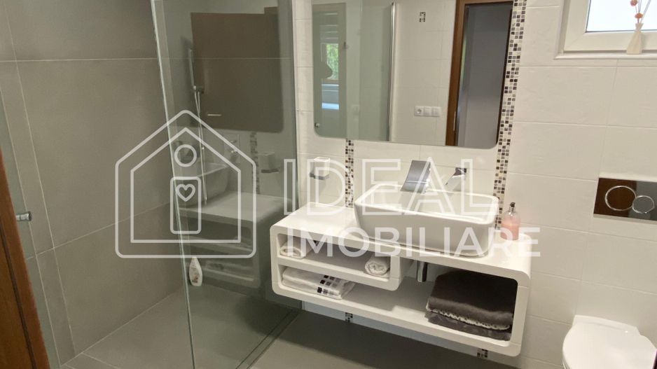 Apartament la Vila cu 5 camere si curte amenajata, in Valea Aurie - Poză 8