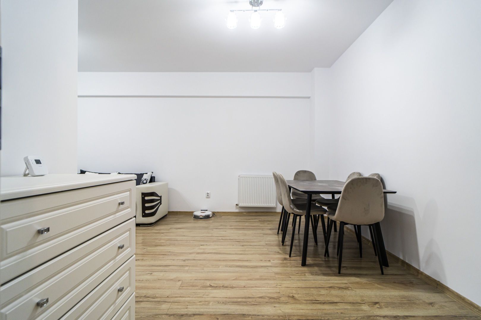 Brancusi, 2 camere, 68 mp, mobilat-utilat, loc de parcare inclus - Poză 4