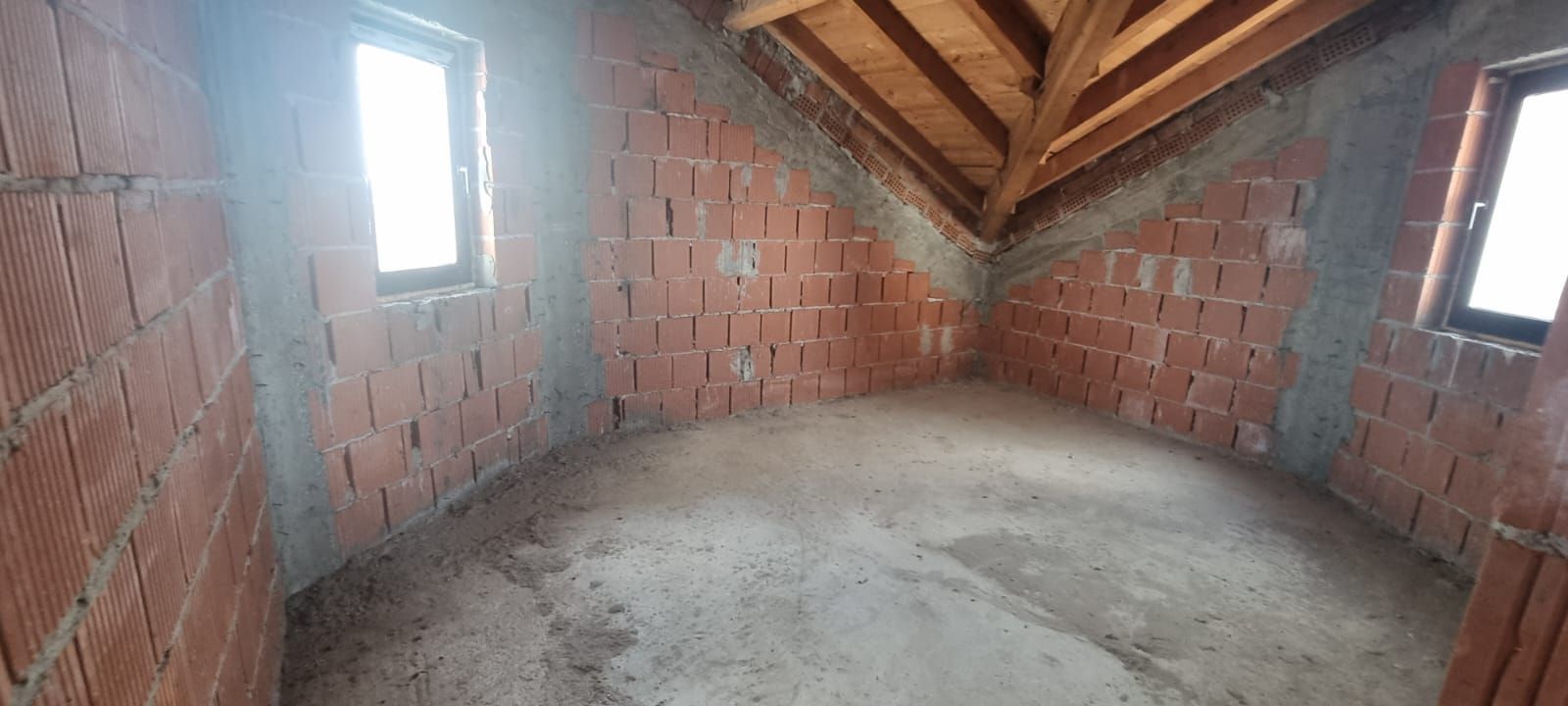 Casă la roșu în Brănești, oportunitate de preț - Poză 9