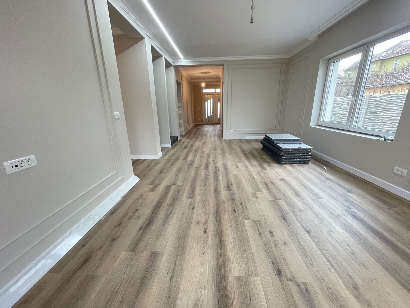 Proprietate premium,finisaje moderne,zona linistita-Ronat - Poză 2