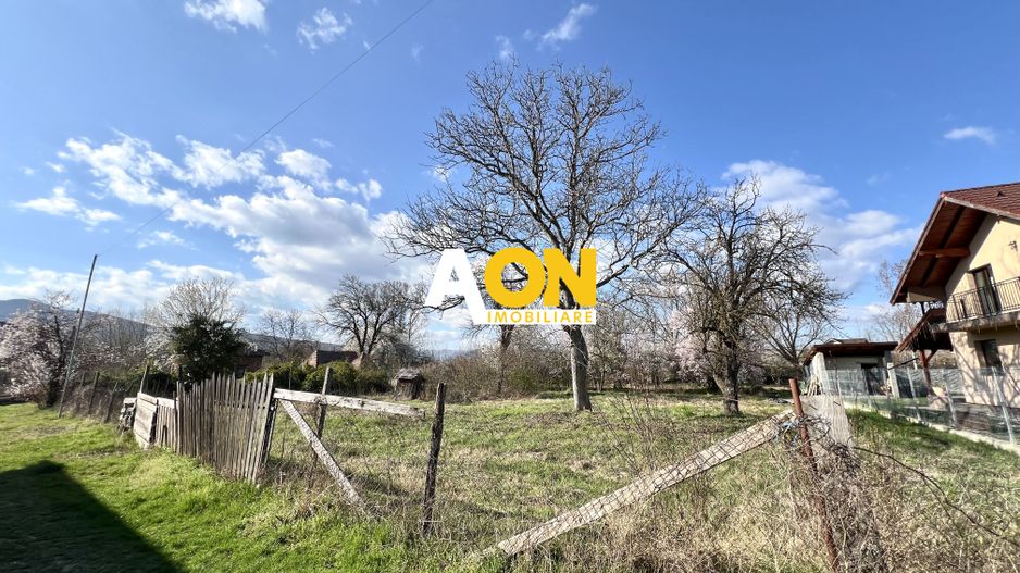 Teren 637 mp cu Autorizație de Construire și Proiect, cu utilități - Poză 1