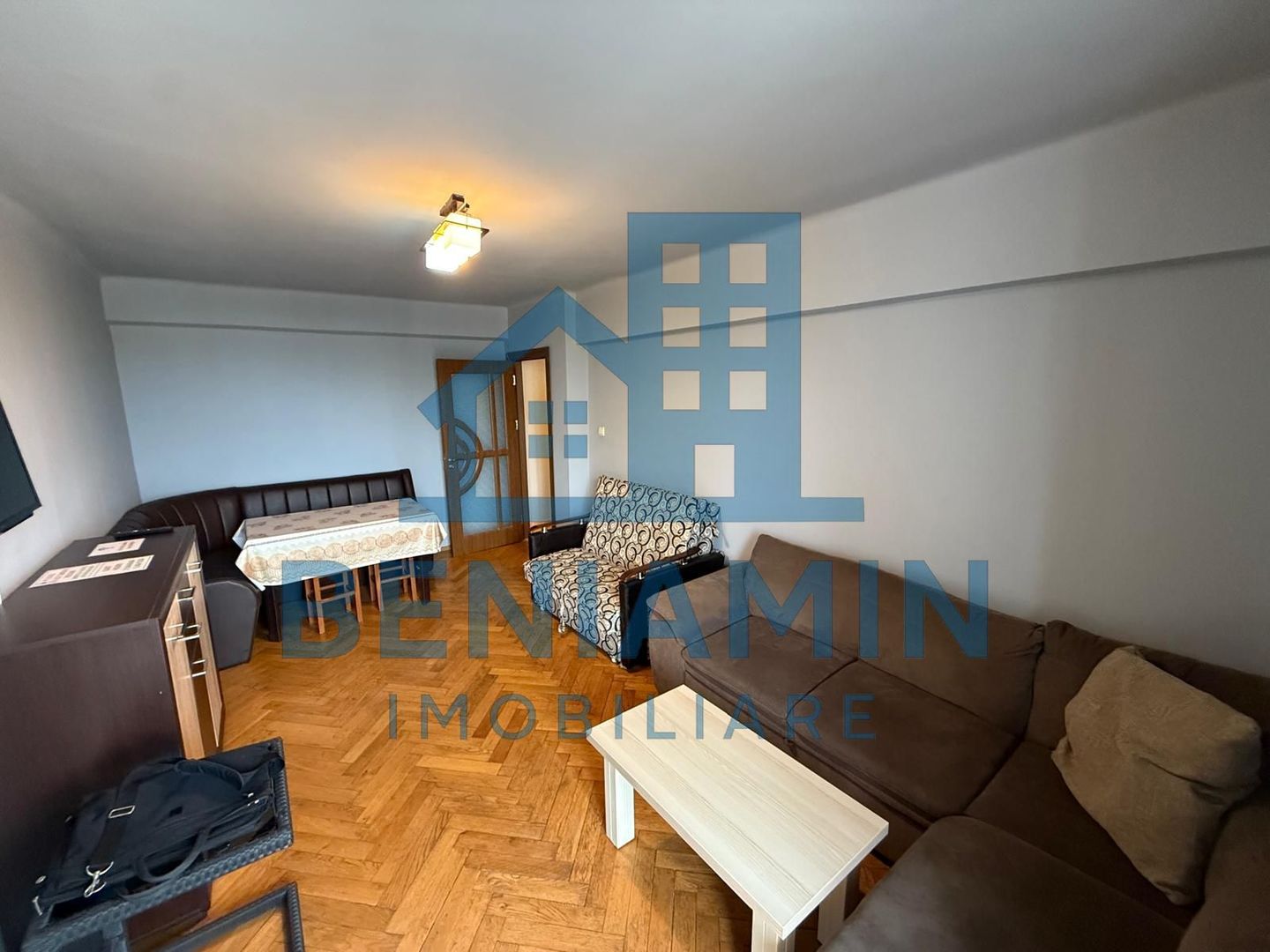 2 camere decomandat - etaj 3- mobilat - utilat - centru - Teatru - Poză 2