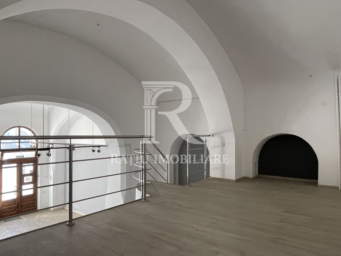 Spațiu comercial de inchiriat | Locație ultracentrală | Oradea - Poză 15