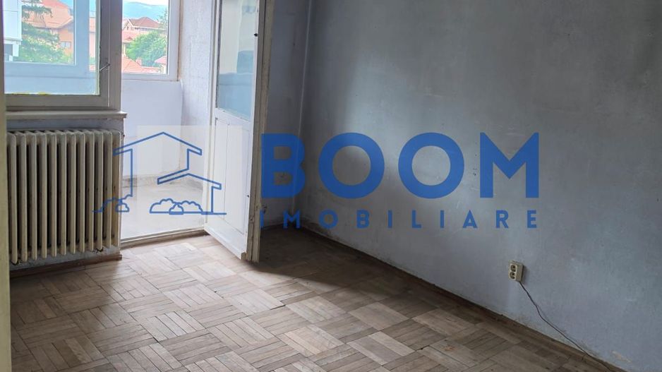 Apartament 4 camere decomandat | Traian, Râmnicu Vâlcea | 70,43 mp, etaj 4 - Poză 4