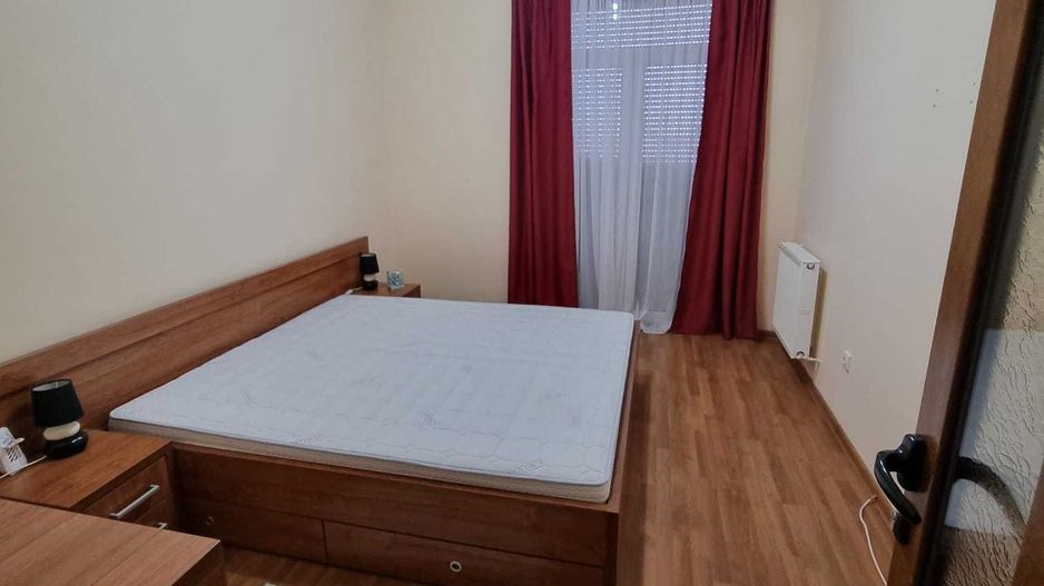 Vand apartament 90 mp in micro 17, Independentei - Poză 4