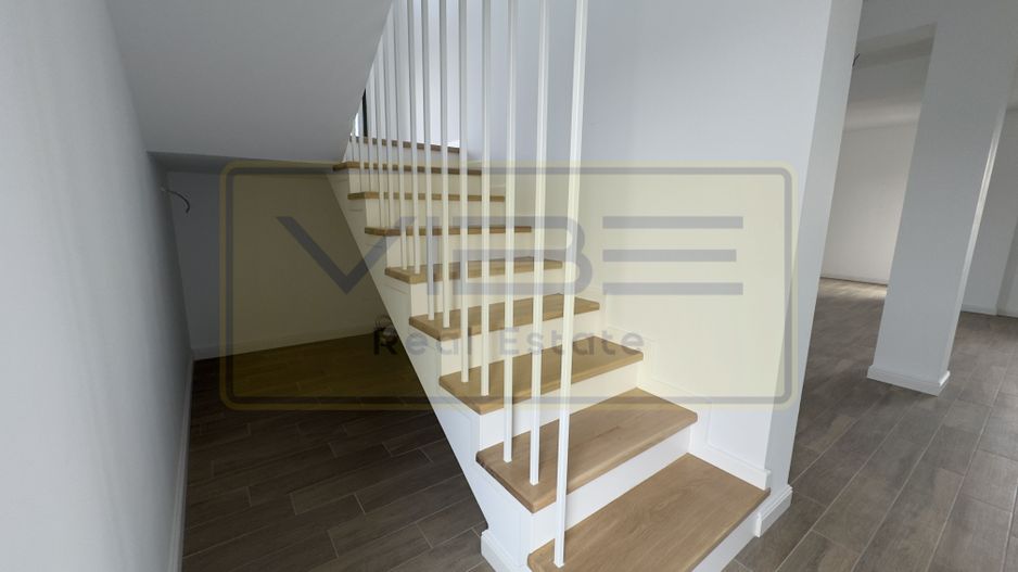 Casa individuala PREMIUM D+P+E 419mp teren, Miroslava - Poză 12