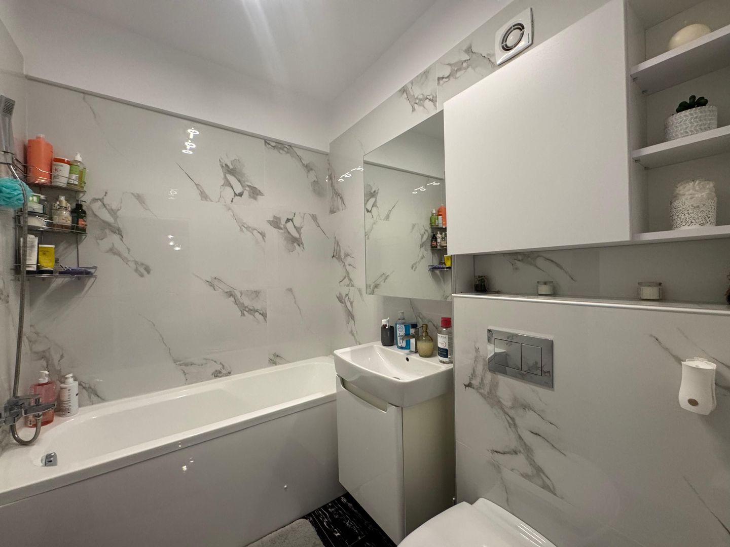 3 camere DECOMANDAT | PIPERA rond OMV +2 locuri de parcare subteran - Poză 11