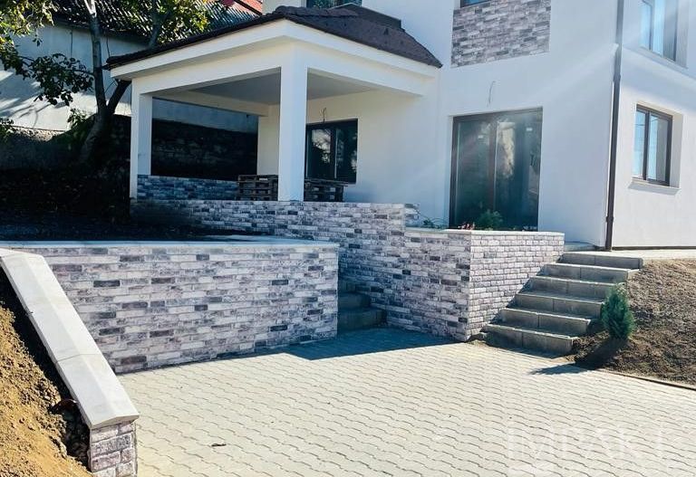 Ansamblu de 3 case la vanzare  in Chinteni! - Poză 6