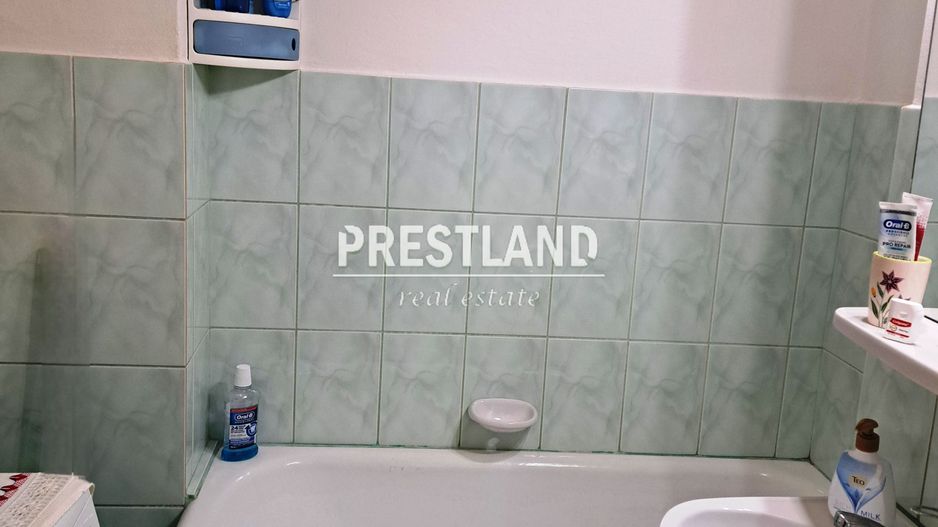 Apartament de 2 camere, decomandat, et .3 in aprpiere de Parcu Sub Arini!! - Poză 7