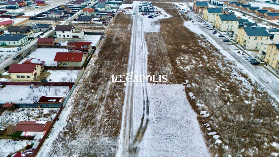 TEREN INTRAVILAN | TOATE UTILITĂȚILE | O PARCELĂ DISPONIBILĂ - Poză 2