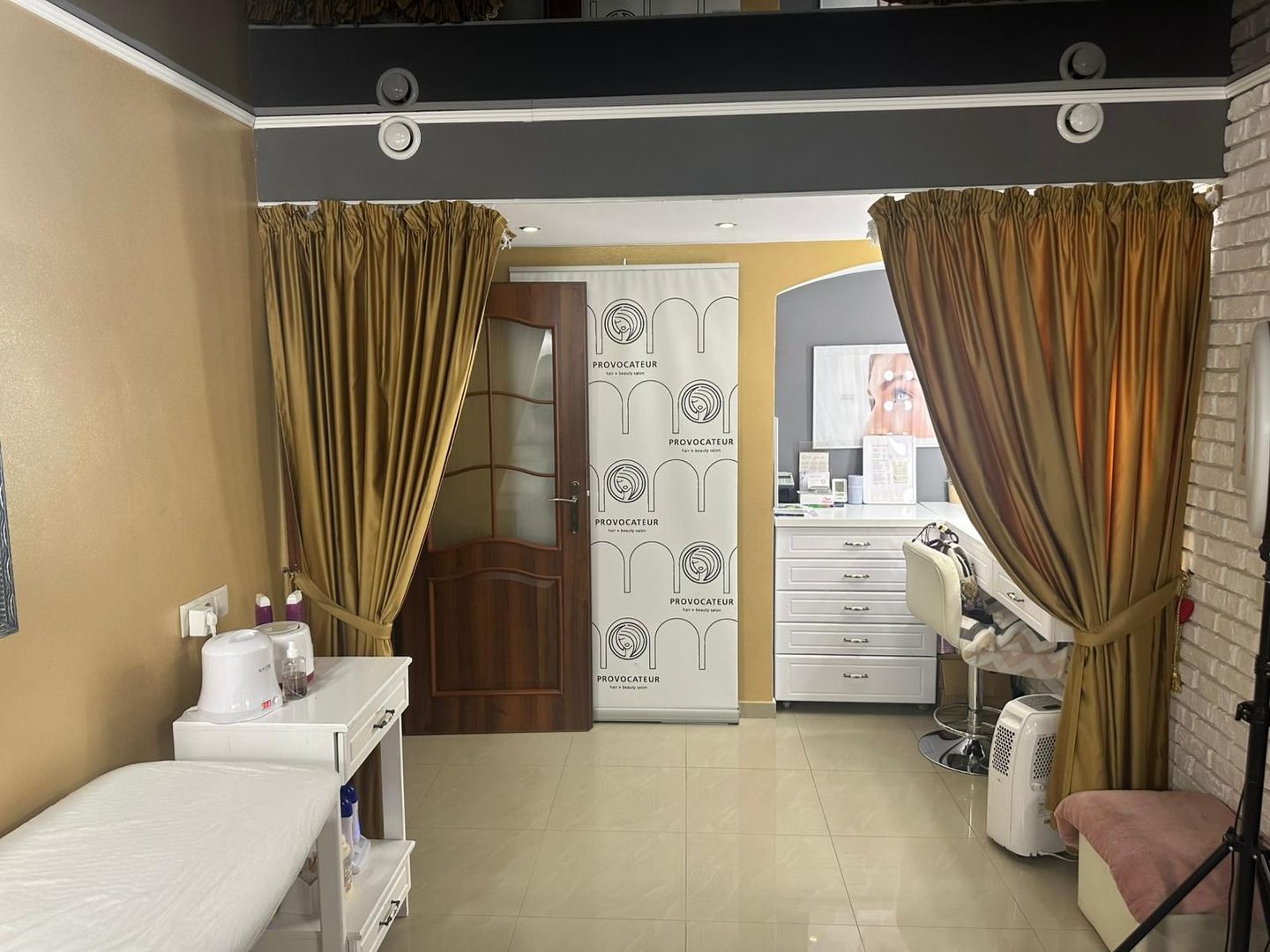 Spatiu comercial situat ultracentral, Pret 310.000 eur neg.comision 0% - Poză 10