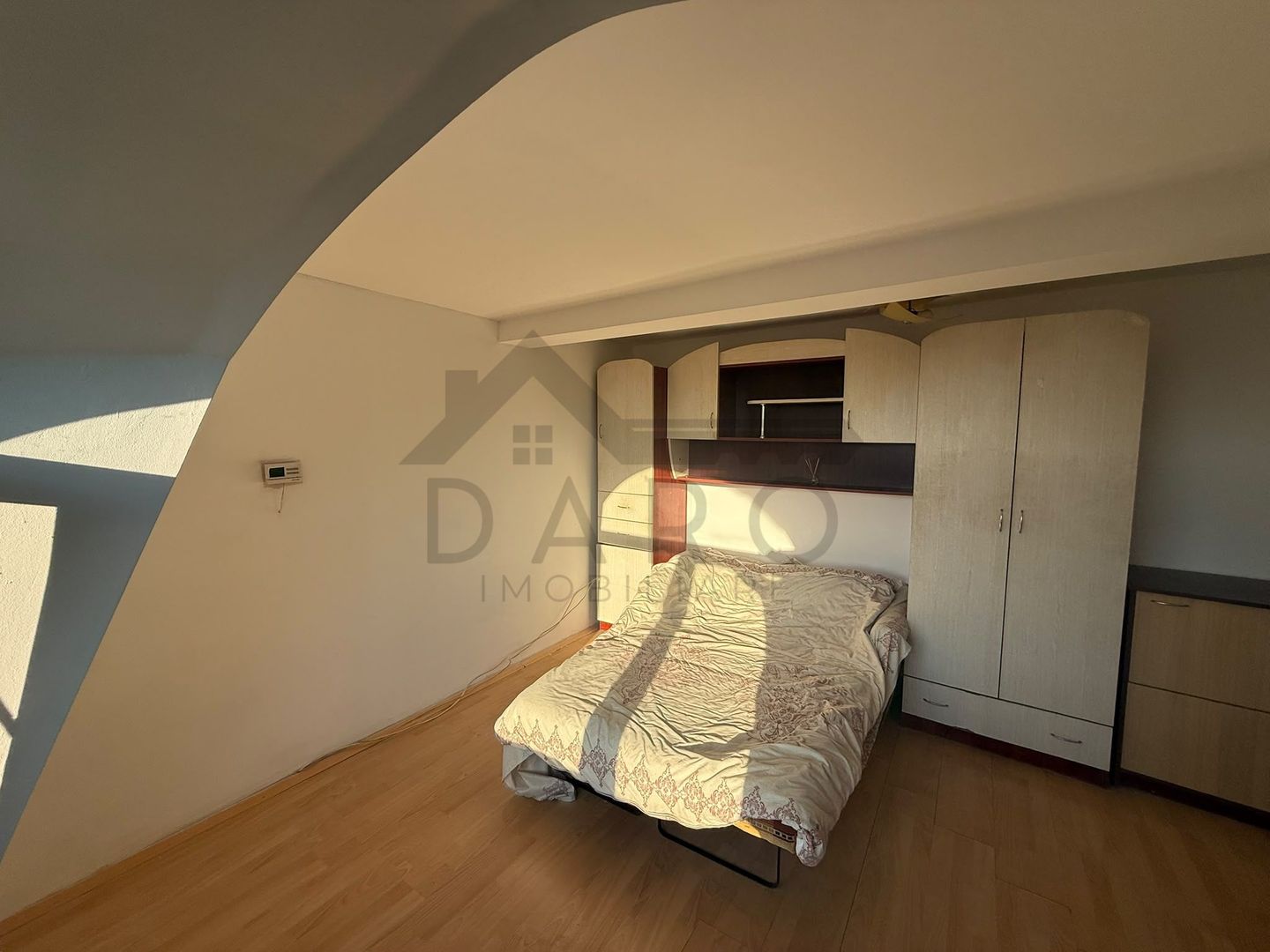 Apartament 1 dormitor + living  Sangiorgiu de Mures - Poză 3