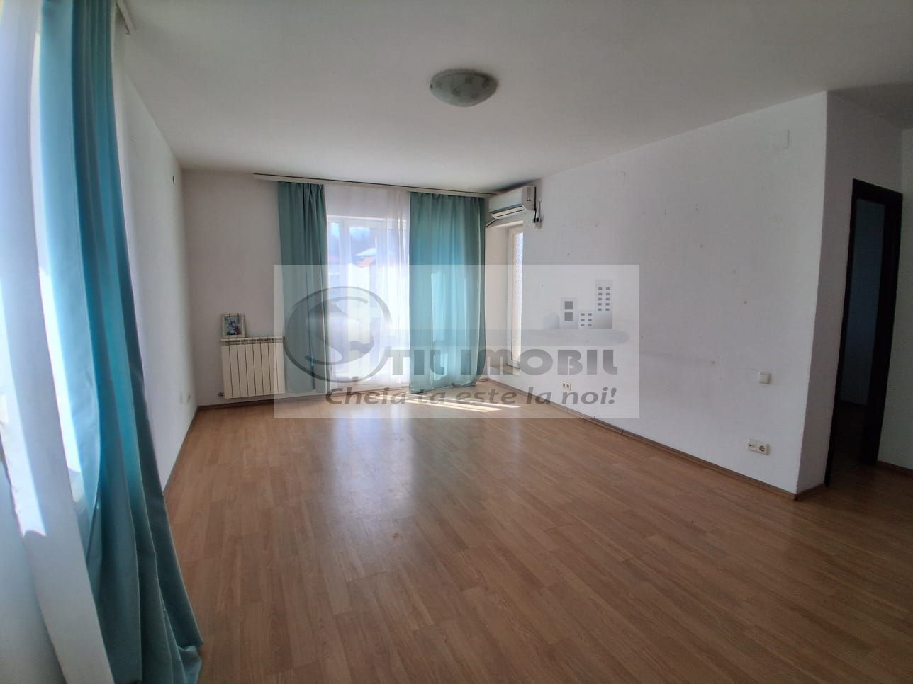 Apartament 2 cam, sd - Tatarasi - 57 mp, etaj 3, balcon - 90000 euro - Poză 1